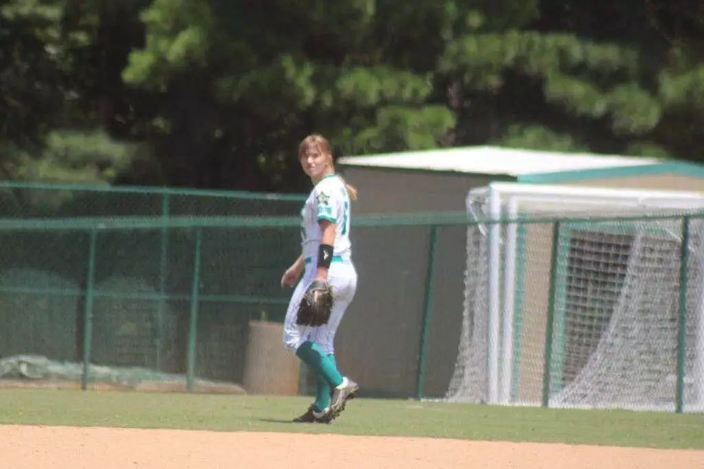 #6 Abigail Dew fielding in Apex, NC on July 19, 2025