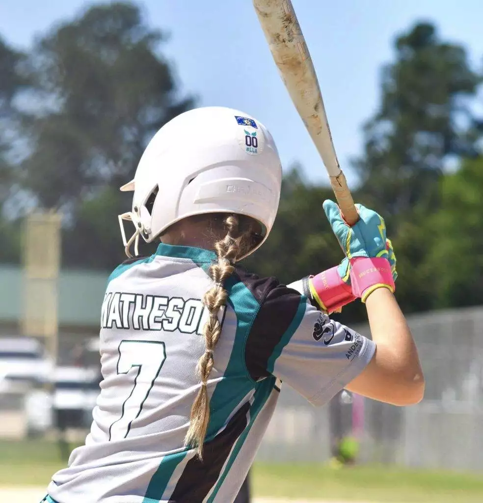 Brissa hitting in Laurinburg - May 24, 2025