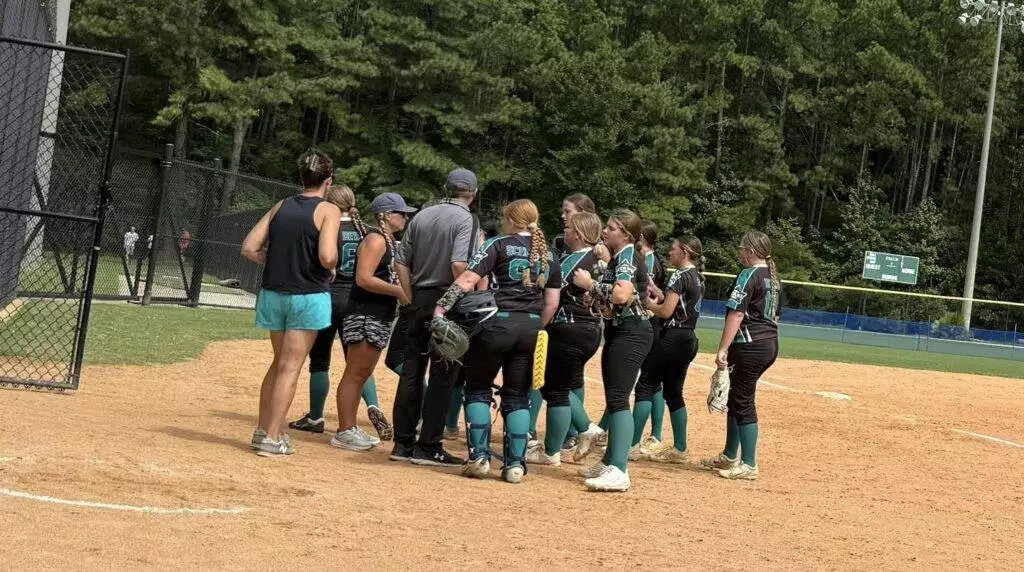 Team huddle at Tier One Edge Showcase tournament - August 9-10, 2025 in Raleigh, NC