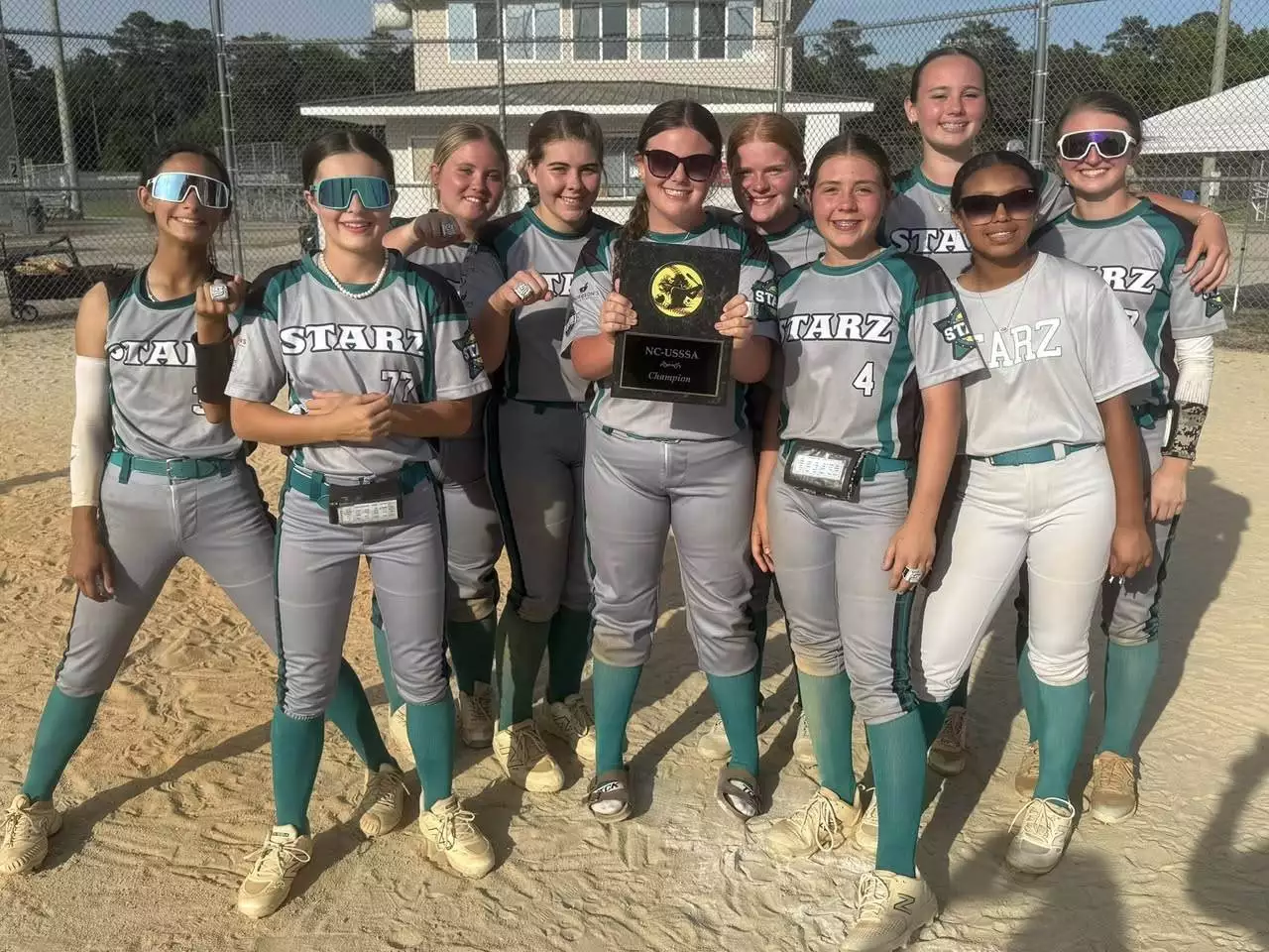 4 out Of 5 Makes Starz Tournament Champions in Laurinburg